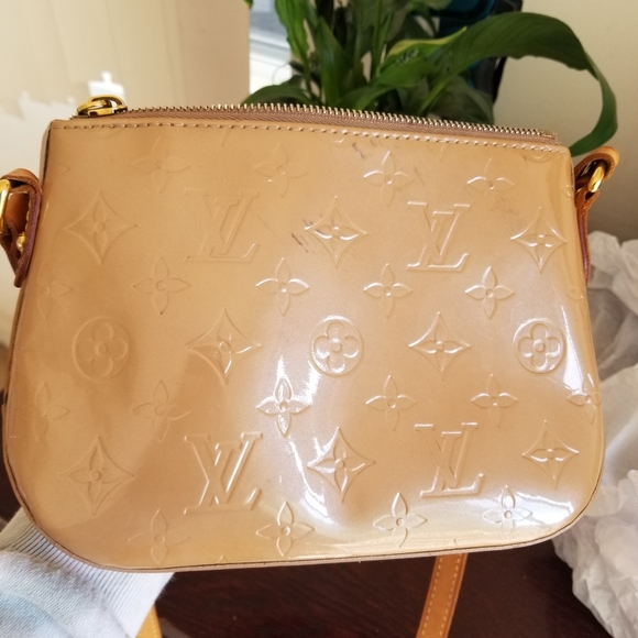 Louis Vuitton  discontinued  Noisette crossbody  bag/ Sale! - Picture 16 of 16